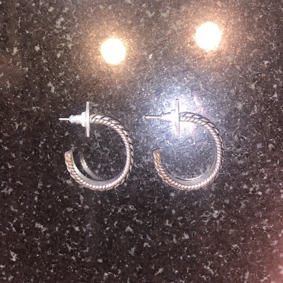 Accessory earings. Used but in good condition - Picture 3 of 4